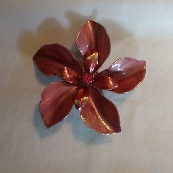 Enamel Brooch - Picture 1 of 3